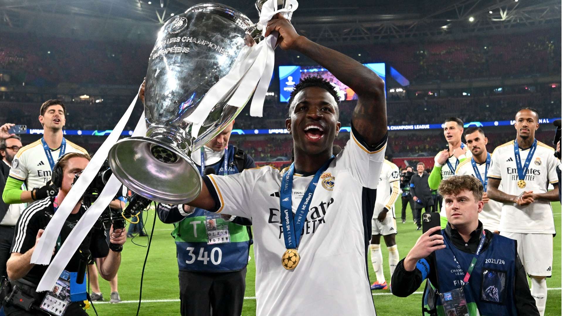 表现并未能 表现并未能